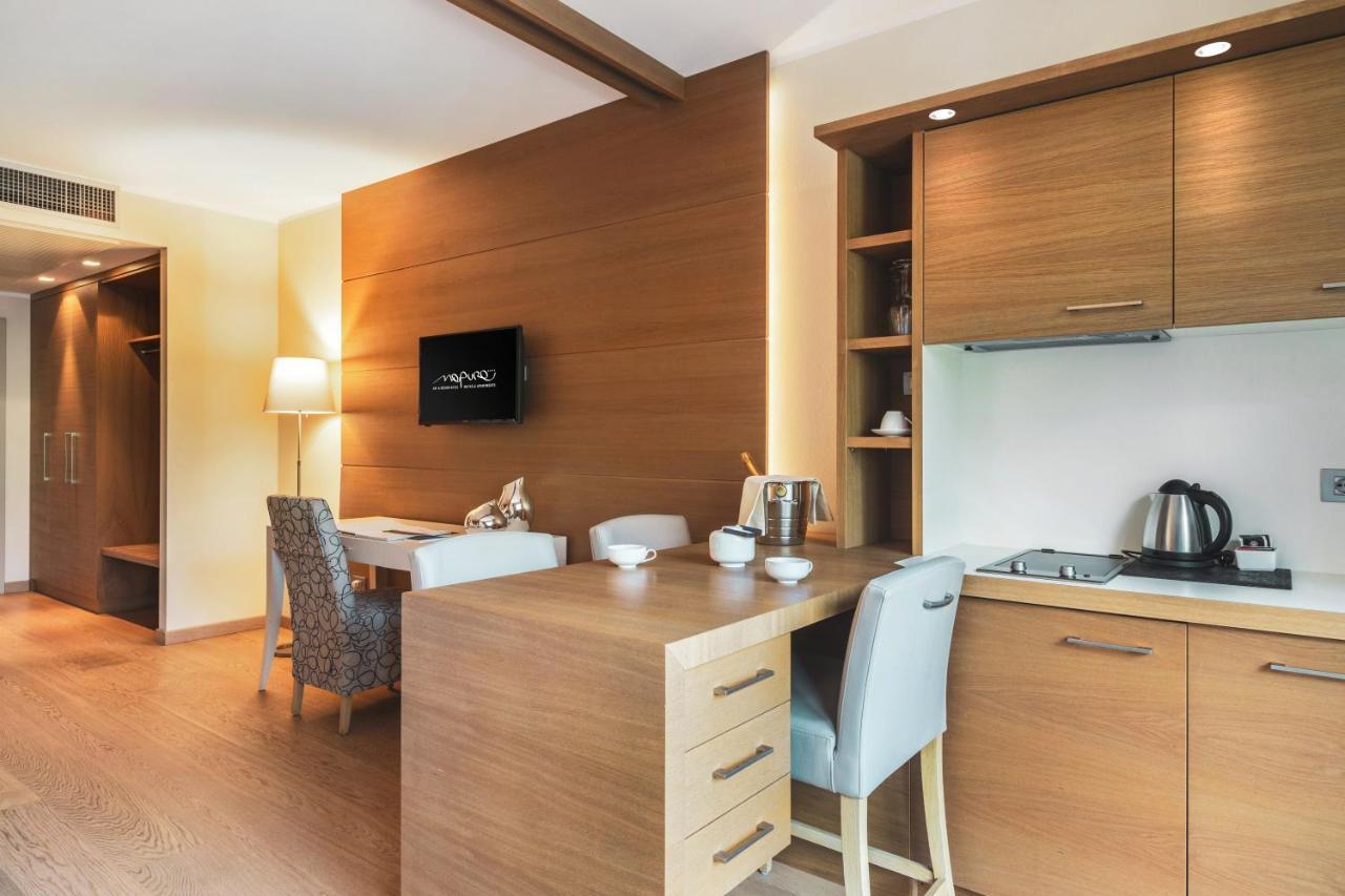 Art & Design Napura Hotel 4*