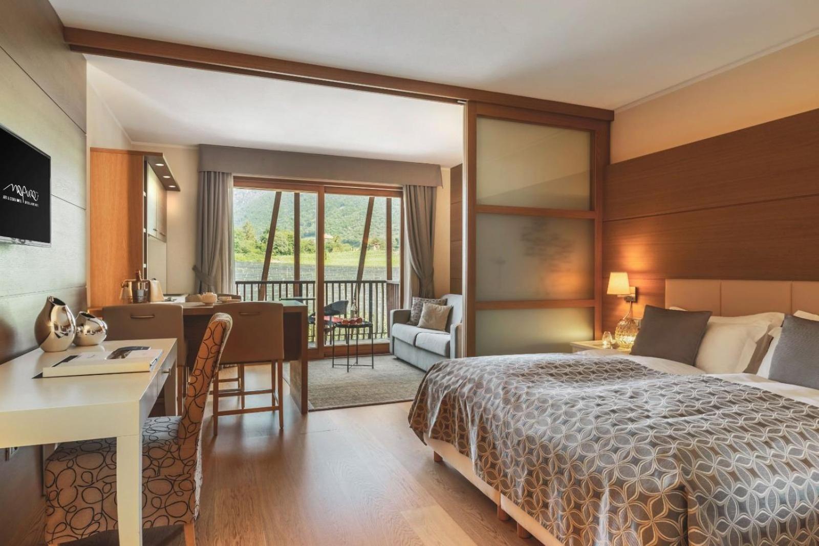 Art&design Napura 4*