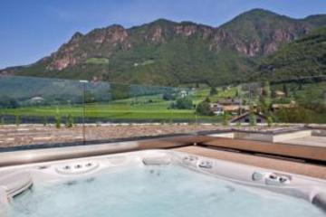 Art & Design Napura 4*