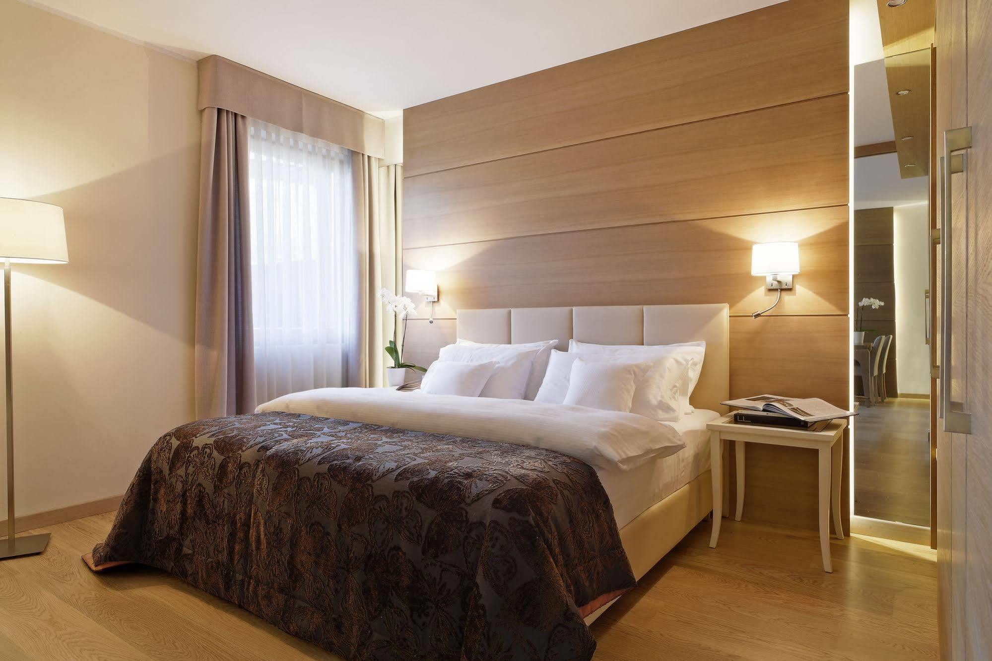 Art & Design Napura Hotel 4*