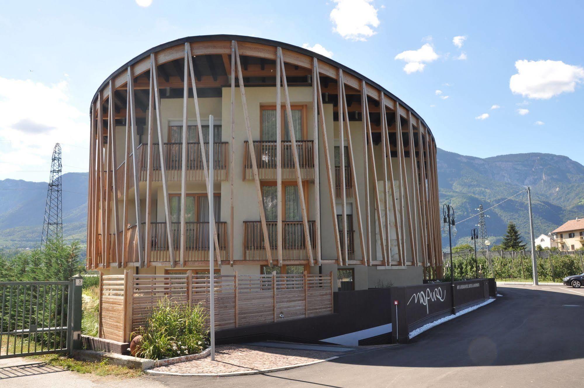 Art&design Napura 4*
